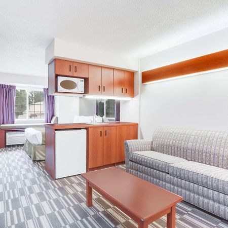 Microtel Inn & Suites By Wyndham Olean Esterno foto